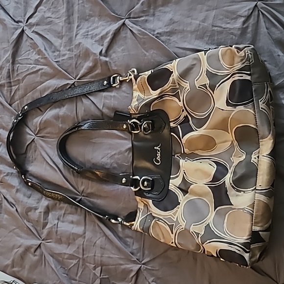 Coach Purse - Picture 5 of 13